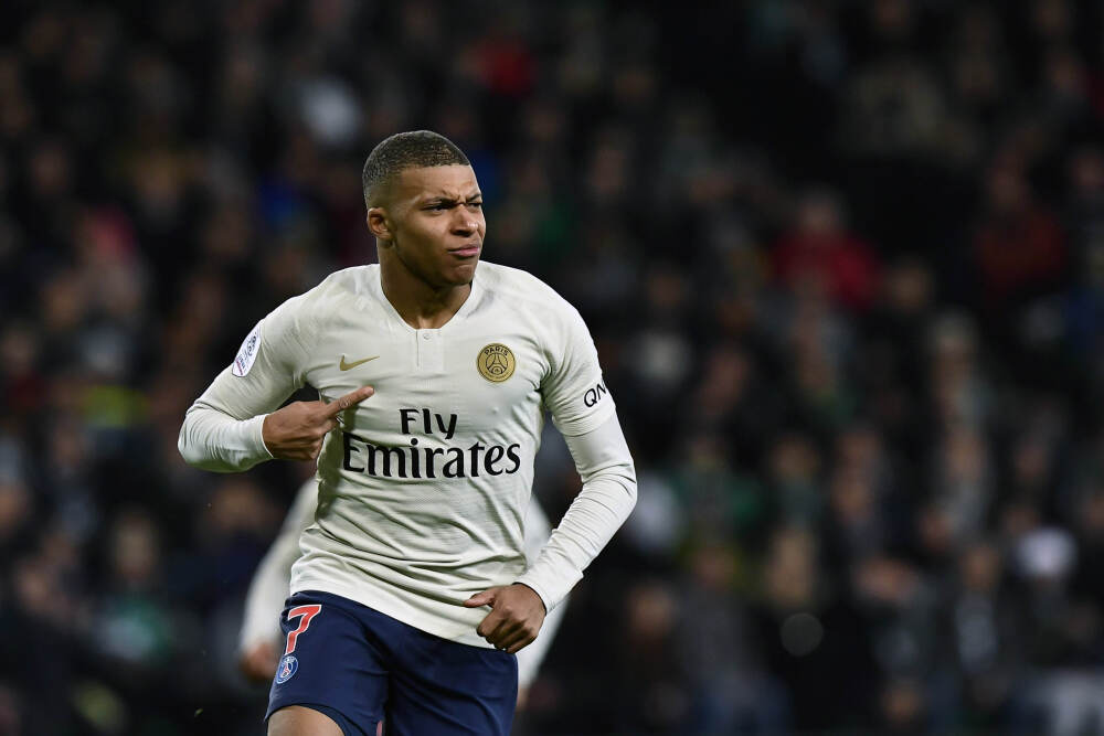 IPO文件粗制滥造，香港出手！机构热议港股治理